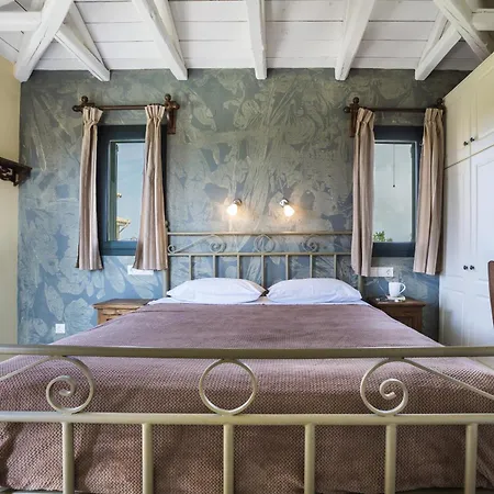 Villa Dionysus *